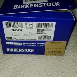 Birkenstock Gizeh black size 8 sandals